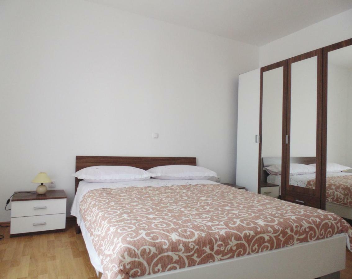 1 Bedroom Apartment 55 M2 르티나 외부 사진